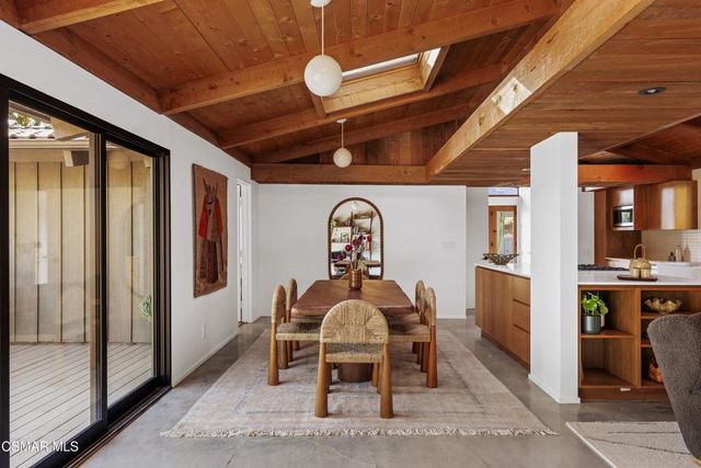 22910 Portage Circle Drive, Topanga, CA 90290