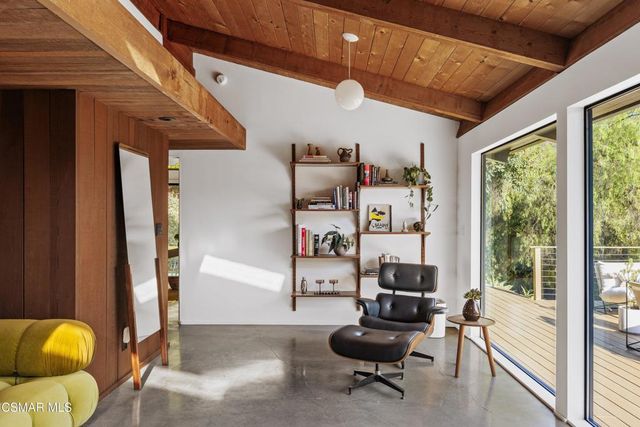 22910 Portage Circle Drive, Topanga, CA 90290