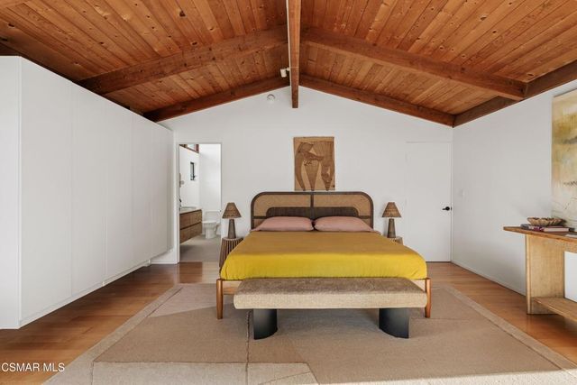 22910 Portage Circle Drive, Topanga, CA 90290