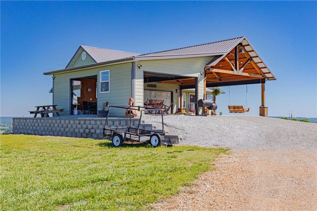 937 Marion County 4018, Yellville, AR 72687