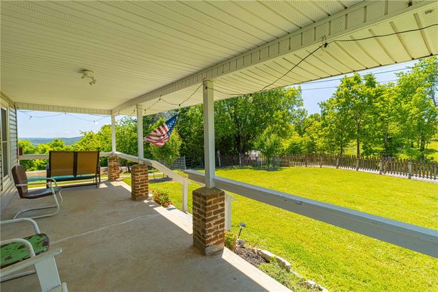 937 Marion County 4018, Yellville, AR 72687