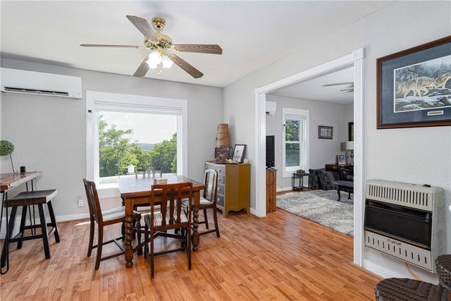 937 Marion County 4018, Yellville, AR 72687