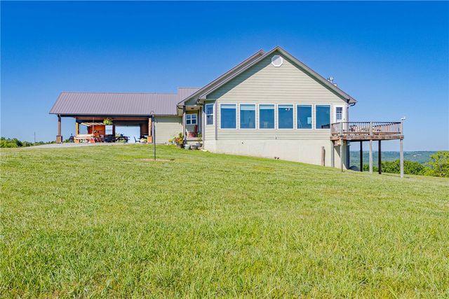 937 Marion County 4018, Yellville, AR 72687