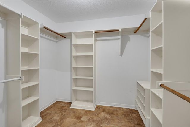 1404 Kipp Avenue, Kemah, TX 77565