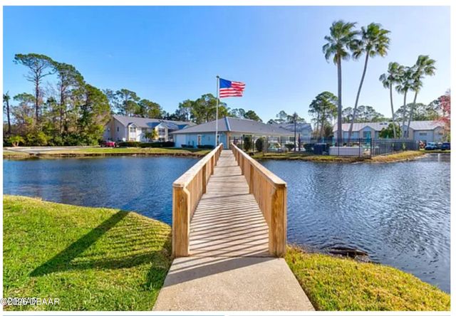 101 Bent Tree Dr Apt 24, Daytona Beach, FL 32114