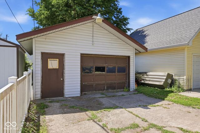 330 W Broadway Street, Shelbyville, IN 46176