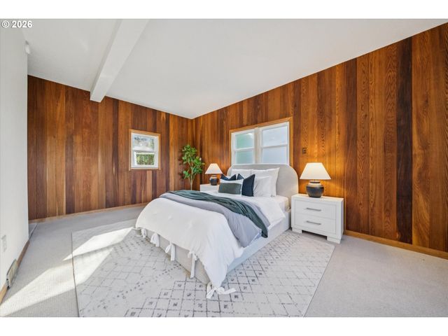 3410 Sw UNDERWOOD Dr, Portland, OR 97225