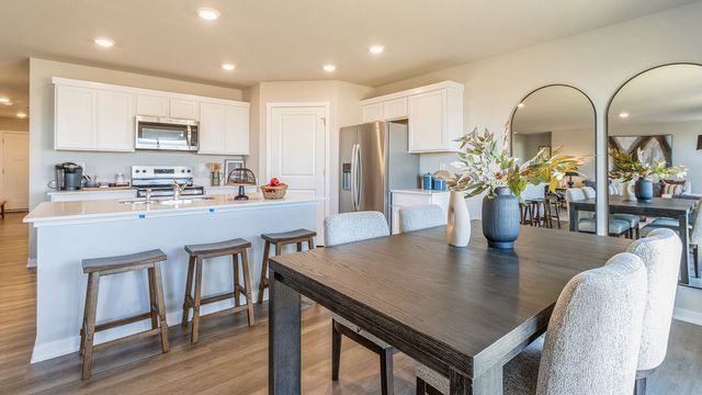 310 39th Street SW, Altoona, IA 50009