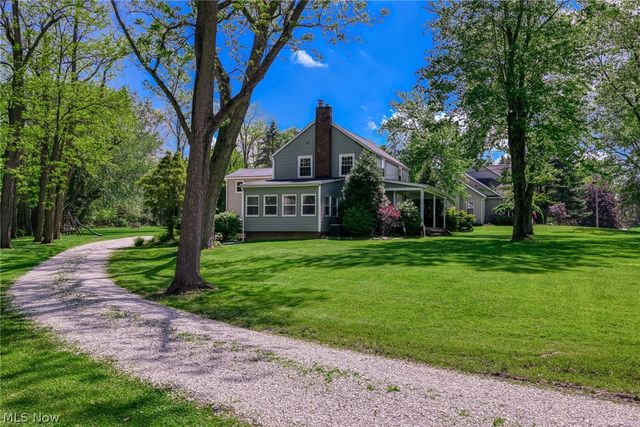 1566 Northeast Avenue, Tallmadge, OH 44278