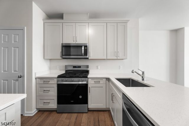 19 South Davenport Street, Somerville Boro, NJ 08876