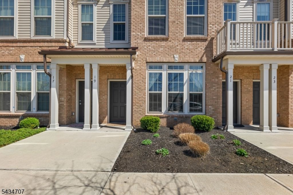19 South Davenport Street, Somerville Boro, NJ 08876