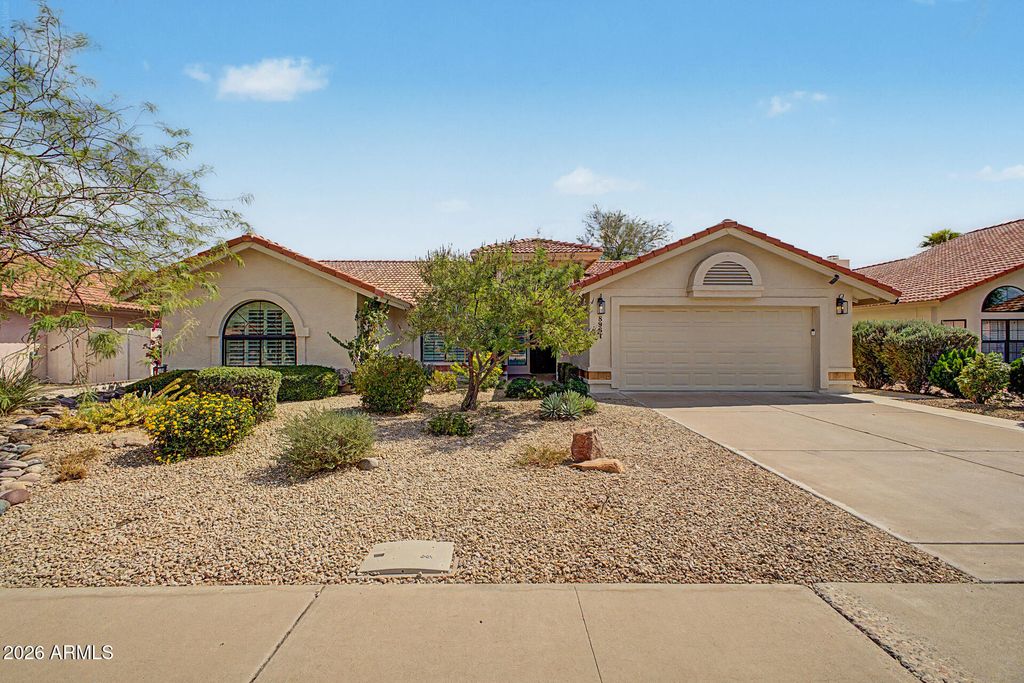 8961 E SUTTON Drive, Scottsdale, AZ 85260 — exterior