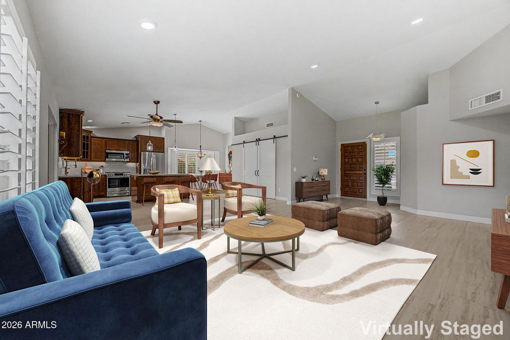 8961 E SUTTON Drive, Scottsdale, AZ 85260 — photo 2
