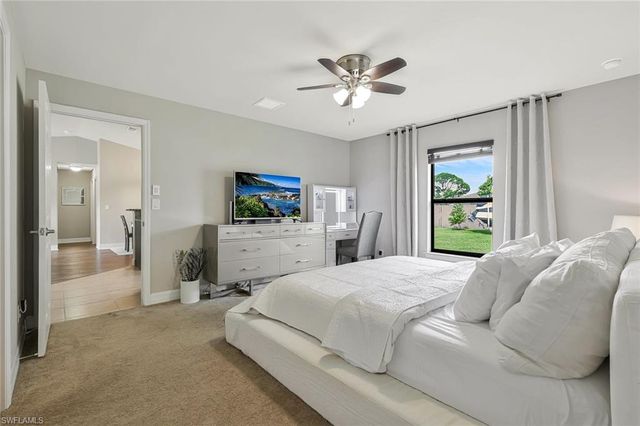 1613 SW 17th AVE, Cape Coral, FL 33991