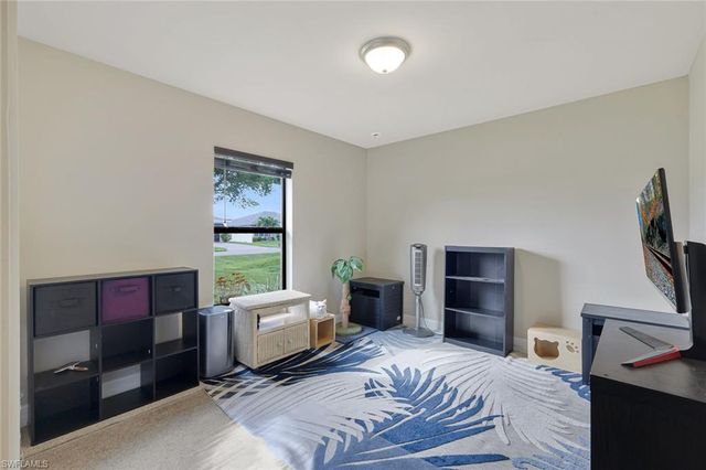 1613 SW 17th AVE, Cape Coral, FL 33991