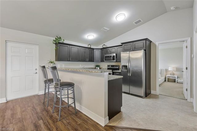 1613 SW 17th AVE, Cape Coral, FL 33991