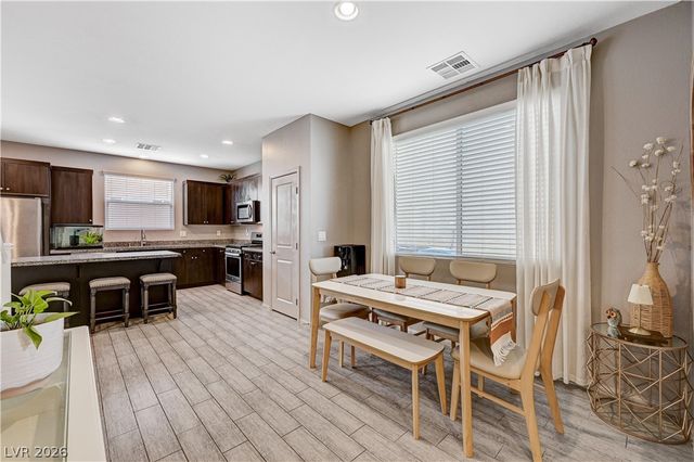 5709 Rain Garden Court, North Las Vegas, NV 89031