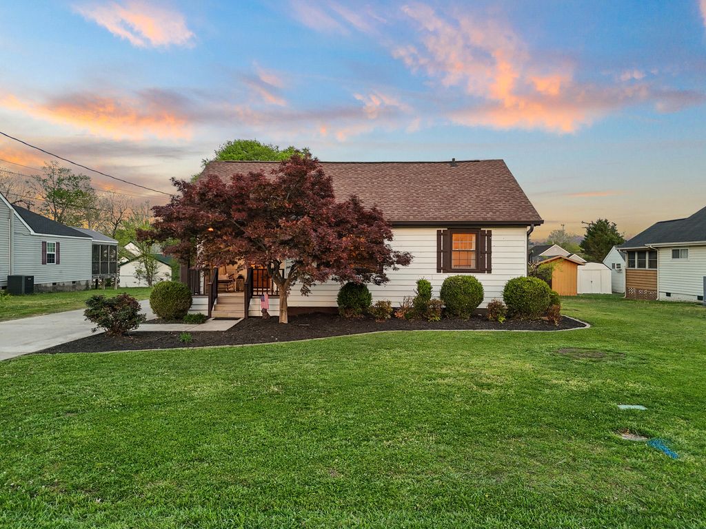 1512 Heather Street, Chattanooga, TN 37412