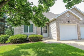 509 Westlawn Drive #1, Cottage Grove, WI 53527