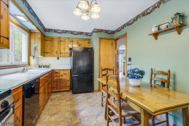 187 Henry Pl, Wyckoff Twp., NJ 07481
