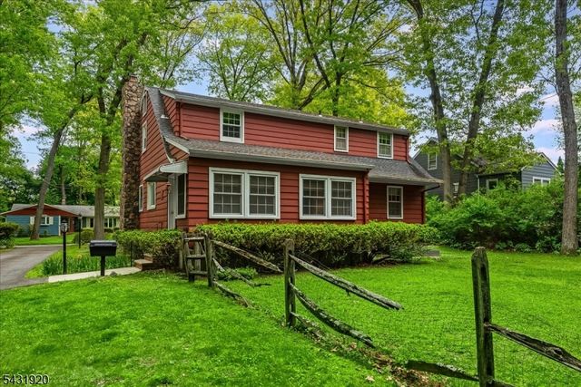 187 Henry Pl, Wyckoff Twp., NJ 07481