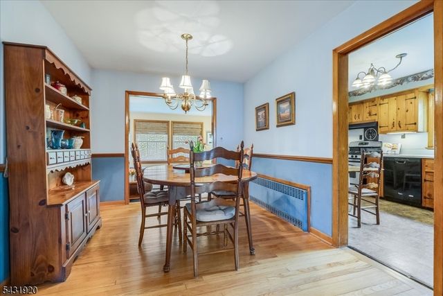 187 Henry Pl, Wyckoff Twp., NJ 07481