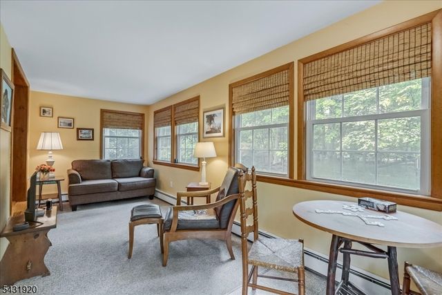 187 Henry Pl, Wyckoff Twp., NJ 07481