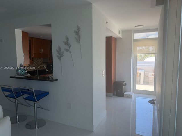 19400 Turnberry Way 331, Aventura, FL 33180