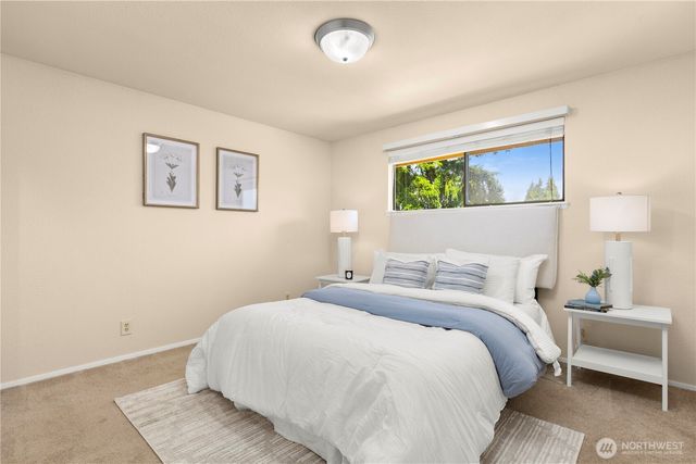 1123 E Hemlock Street, Kent, WA 98030