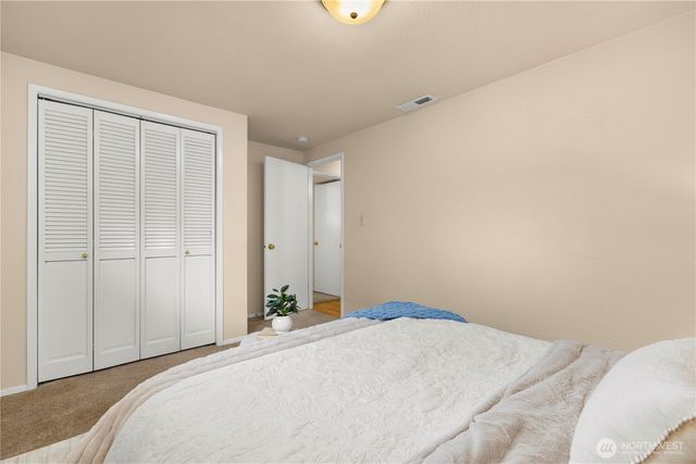 1123 E Hemlock Street, Kent, WA 98030