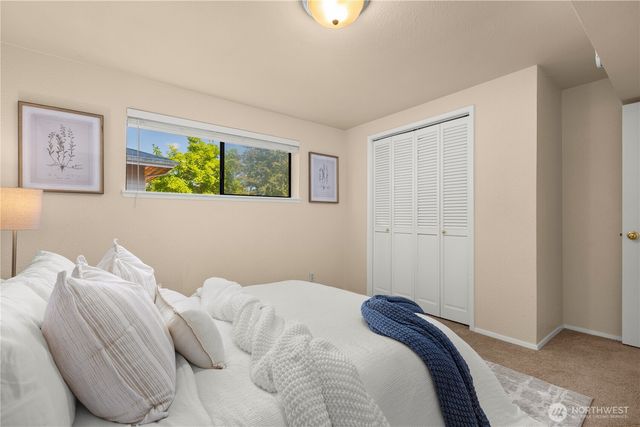 1123 E Hemlock Street, Kent, WA 98030