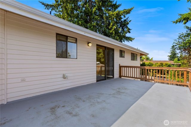 1123 E Hemlock Street, Kent, WA 98030