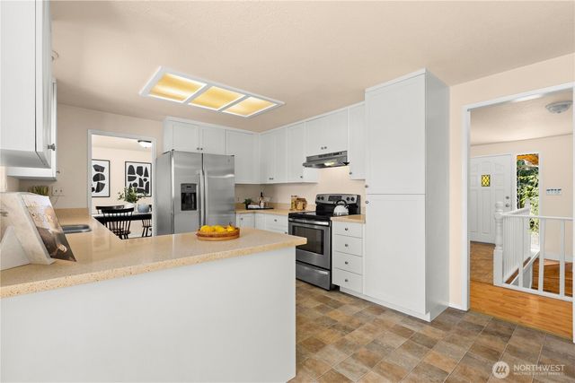 1123 E Hemlock Street, Kent, WA 98030