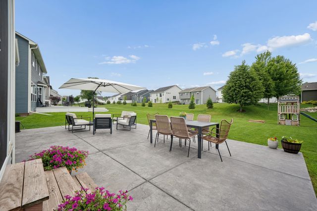 1416 Copper Hills Drive, Carver, MN 55315