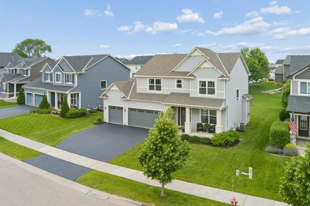 1416 Copper Hills Drive, Carver, MN 55315