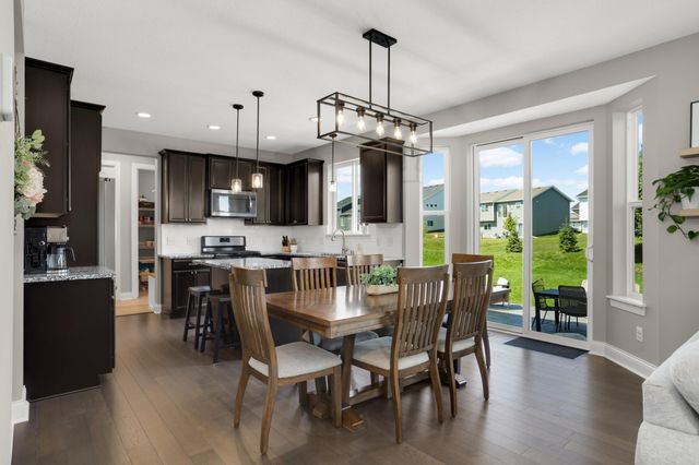1416 Copper Hills Drive, Carver, MN 55315