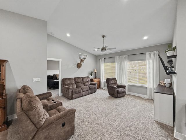 421 N 9th Street, Adel, IA 50003