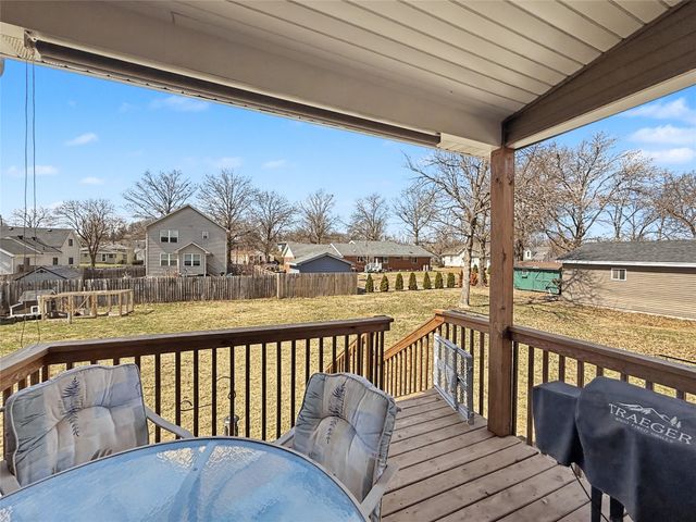 421 N 9th Street, Adel, IA 50003