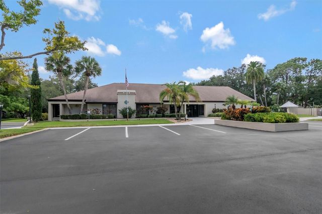 2569 LAURELWOOD DRIVE 11B, Clearwater, FL 33763