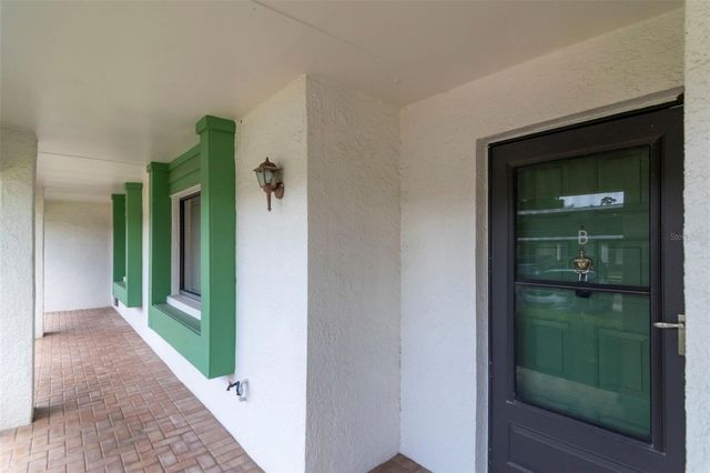 2569 LAURELWOOD DRIVE 11B, Clearwater, FL 33763