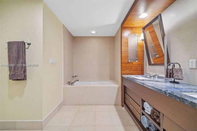 6799 Collins Ave 1604, Miami Beach, FL 33141