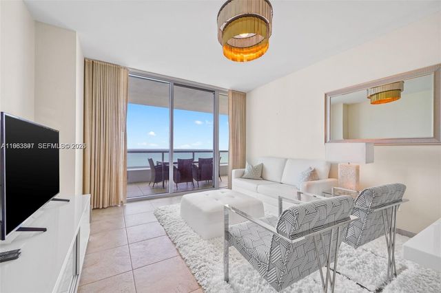 6799 Collins Ave 1604, Miami Beach, FL 33141