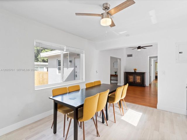 3981 SW 58th St, Dania Beach, FL 33312