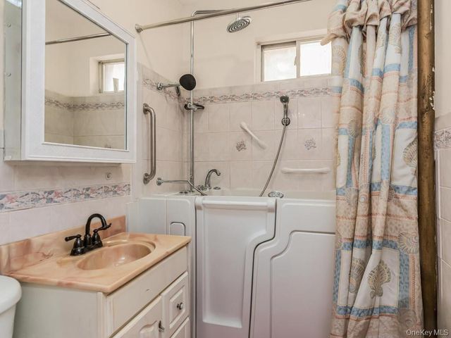 1330 Croes Avenue, Bronx, NY 10472