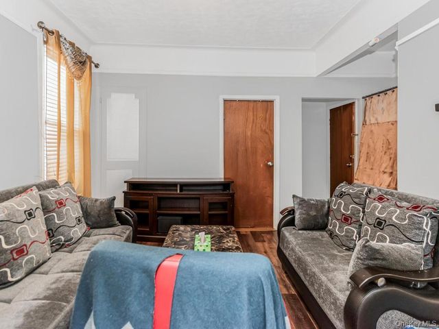 1330 Croes Avenue, Bronx, NY 10472