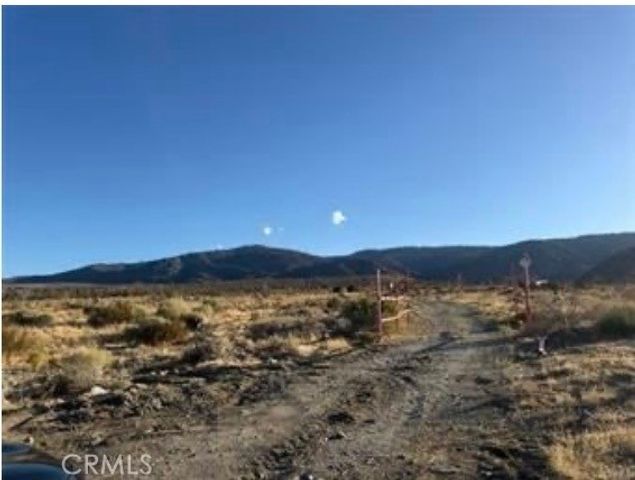 28401 263rd St E, Llano, CA 93544