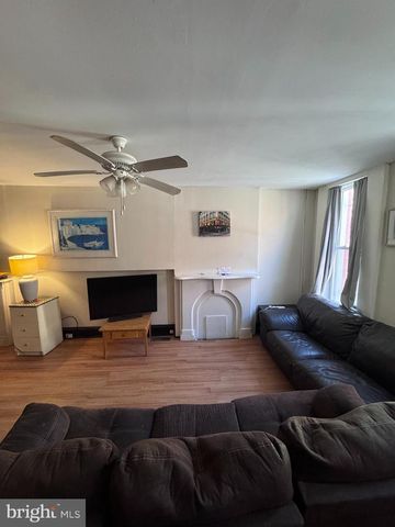 2010 W OXFORD ST, Philadelphia, PA 19121