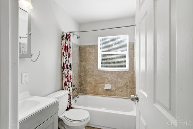 9520 Crestbrook Drive, Springfield Twp., OH 45231