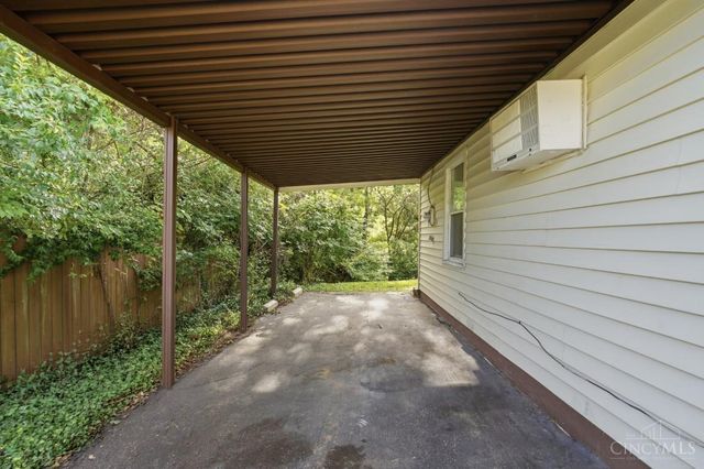 9520 Crestbrook Drive, Springfield Twp., OH 45231