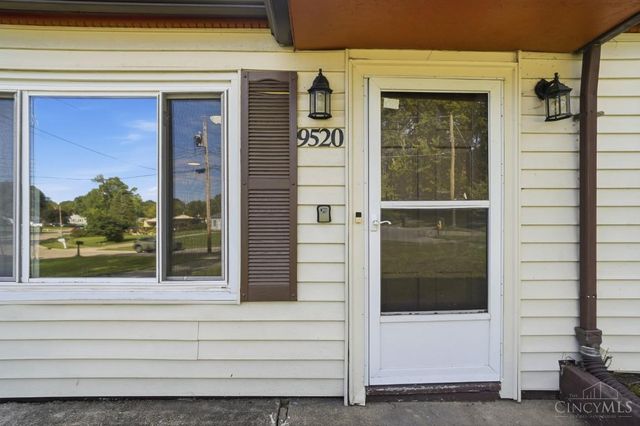 9520 Crestbrook Drive, Springfield Twp., OH 45231